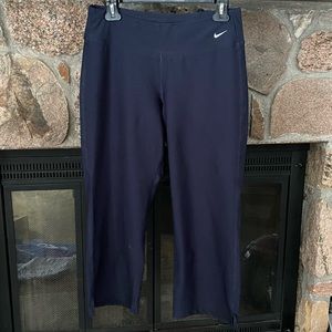 Women’s Nike legging capris